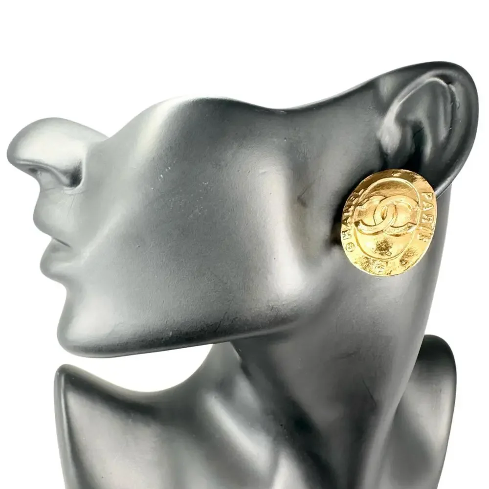 Chanel Cc Logo Oval Clip-On Earrings #266496C95B